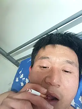 Snapshot of wadmma chatting on 09/25/25, 09:51 wadmma online show from 09/25/25, 09:51