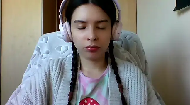 LariceSexy online show from 02/10/25, 01:11