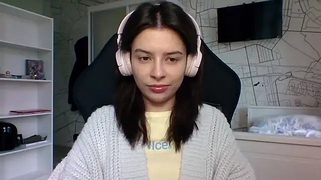 LariceSexy online show from 11/21/25, 01:21