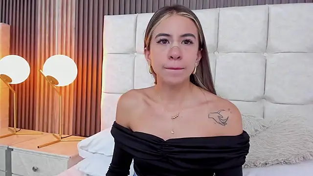 Ariana greenblat online show from 04/08/26, 11:10