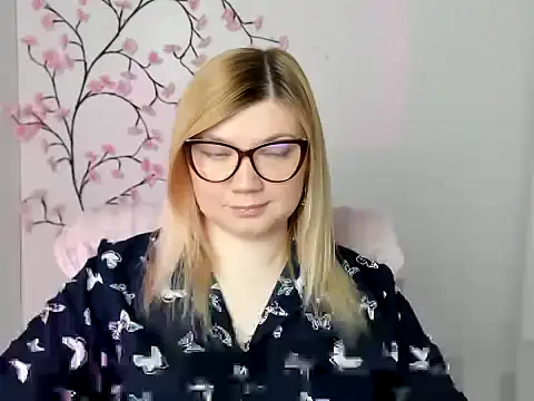 Lola moree online show from 04/22/26, 11:34