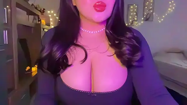 Snapshot of anora_sunny chatting on 05/24/26, 06:24 anora sunny online show from 05/24/26, 06:24
