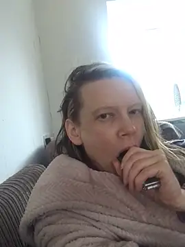 blondey206 online show from 03/11/25, 06:43