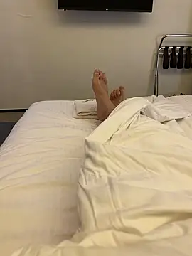 Snapshot of sansanlulu7 chatting on 01/31/25, 03:22 sansanlulu7 online show from 01/31/25, 03:22