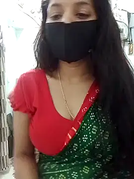 Snapshot of saaniya chatting on 02/28/25, 08:09 saaniya online show from 02/28/25, 08:09