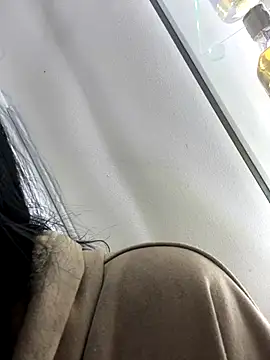 Snapshot of Melody_rousse_ chatting on 09/30/25, 06:46 Melody rousse online show from 09/30/25, 06:46