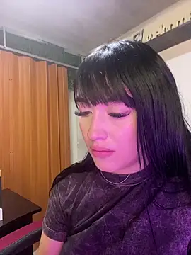 Snapshot of Melody_rousse_ chatting on 10/21/25, 08:31 Melody rousse online show from 10/21/25, 08:31