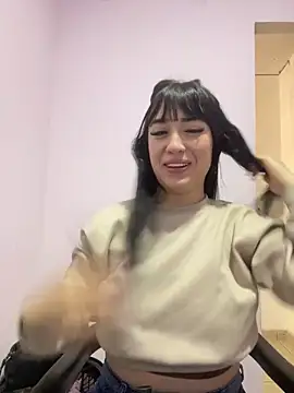 Snapshot of Melody_rousse_ chatting on 11/10/25, 07:46 Melody rousse online show from 11/10/25, 07:46