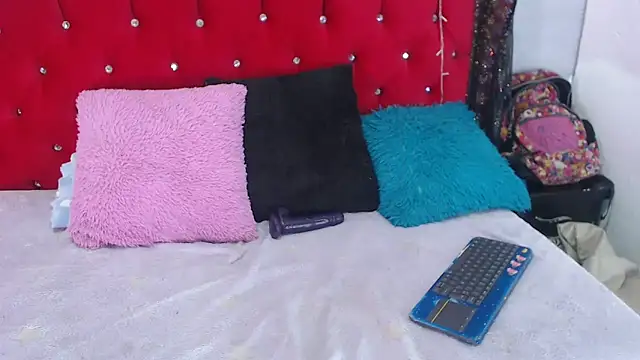 Ariasmithog online show from 12/20/25, 04:14