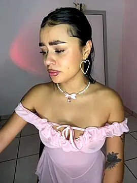 meli ortiz  online show from 09/25/25, 03:49