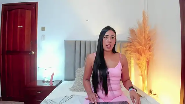 Snapshot of RebecaSanderss chatting on 03/20/25, 11:38 RebecaSanderss online show from 03/20/25, 11:38