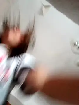 Snapshot of sexy_lady2 chatting on 09/28/25, 04:45 sexy lady2 online show from 09/28/25, 04:45