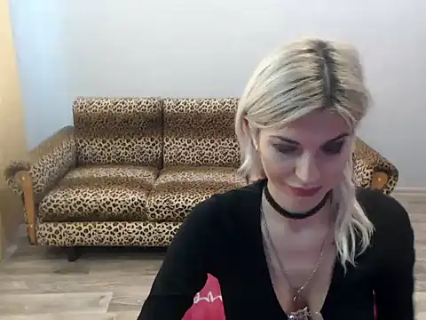 SexyBeatriice online show from 11/23/25, 07:19