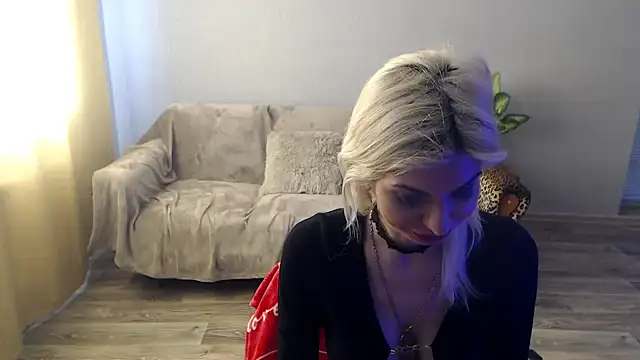 SexyBeatriice online show from 03/29/26, 06:24