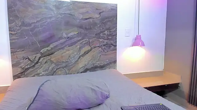 Estefy gomez09 online show from 03/01/25, 09:51