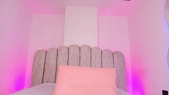 sharlott miller online show from 02/20/26, 03:03