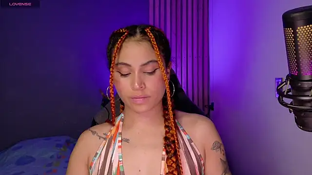 Marivimichel1 online show from 11/01/25, 07:05