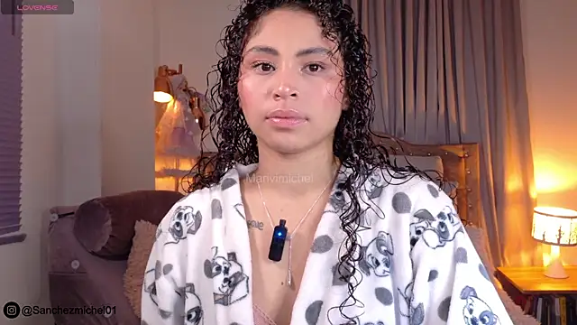 Marivimichel1 online show from 11/22/25, 05:06