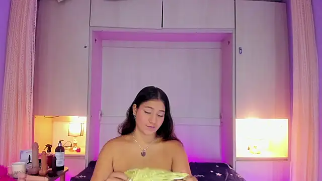 CandyyMaria online show from 03/13/26, 07:53