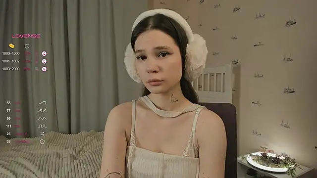 OdetteAven online show from 02/01/25, 12:16