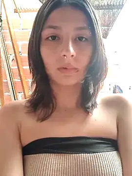 Maiden-Hot online show from 10/17/25, 07:38