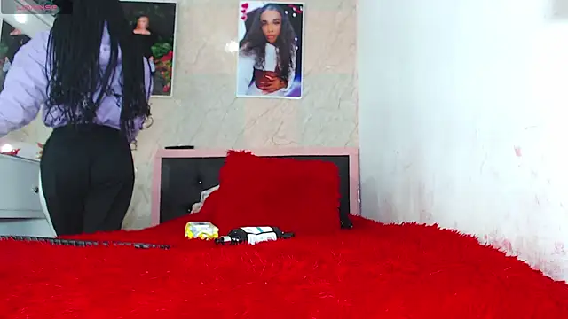 k stormi  online show from 04/07/26, 12:44