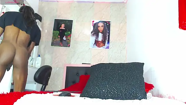 k stormi  online show from 04/23/26, 04:53