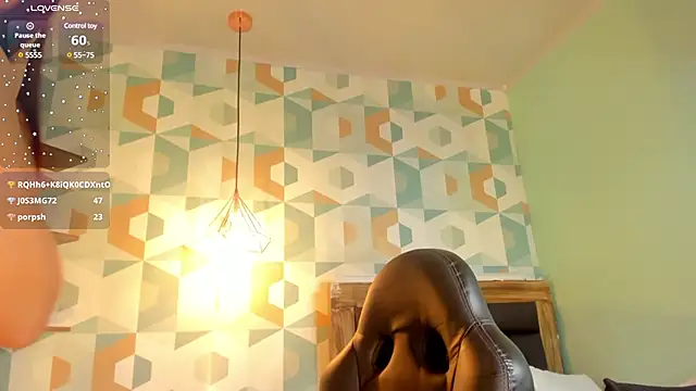 CALANTHELOVE1 online show from 02/05/25, 08:54