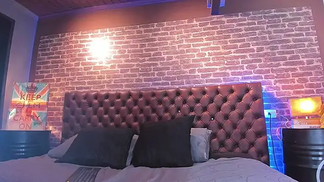 Thomas May4rs online show from 02/20/25, 04:28