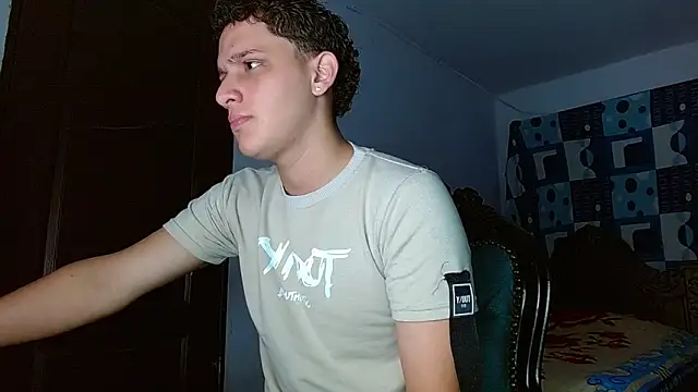 Snapshot of Thomas_May4rs chatting on 11/05/25, 12:54 Thomas May4rs online show from 11/05/25, 12:54