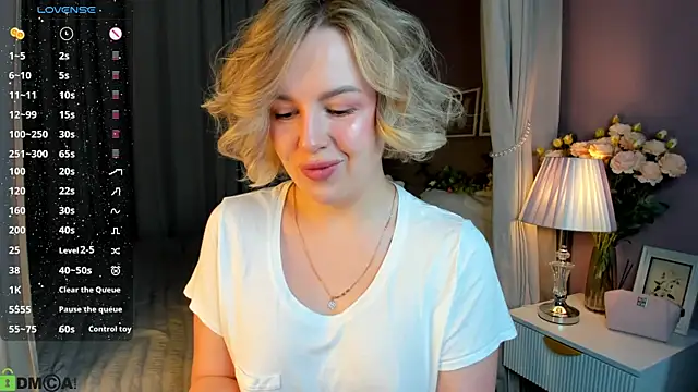 Snapshot of Nikki_Kai chatting on 09/16/25, 12:22 Nikki Kai online show from 09/16/25, 12:22