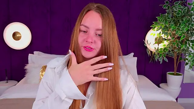 Snapshot of JaniceCollins chatting on 09/16/25, 02:56 JaniceCollins online show from 09/16/25, 02:56