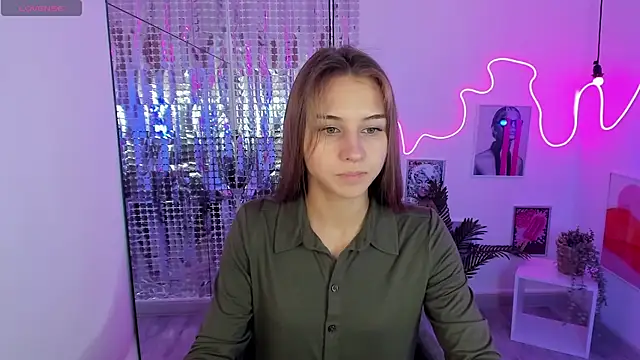 CharmBianca online show from 02/14/25, 05:09