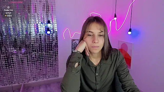 CharmBianca online show from 02/16/25, 08:21