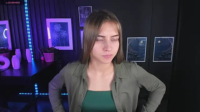 CharmBianca online show from 02/21/25, 02:27