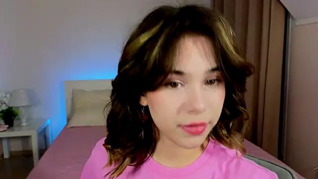 Snapshot of Hotary_Yuko chatting on 03/22/25, 01:41 Hotary Yuko online show from 03/22/25, 01:41