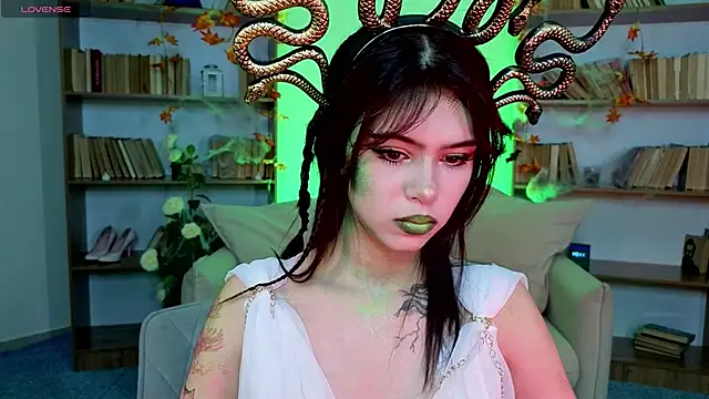 Hotary Yuko online show from 10/27/25, 04:05