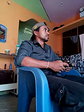 bigcock thick online show from 03/05/25, 07:05