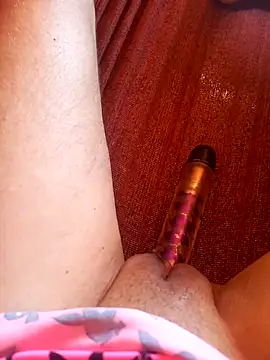 baixinhainsaciavel23 online show from 10/07/25, 03:53