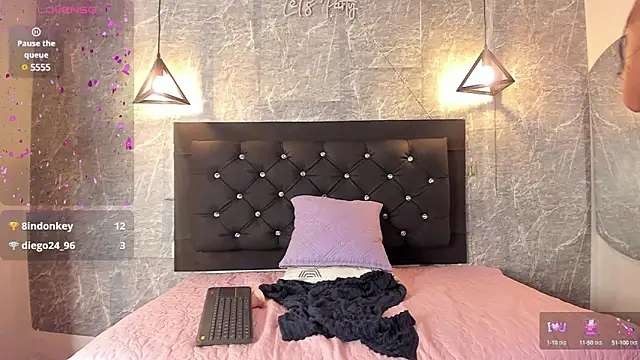 emberhodson online show from 03/10/25, 07:50