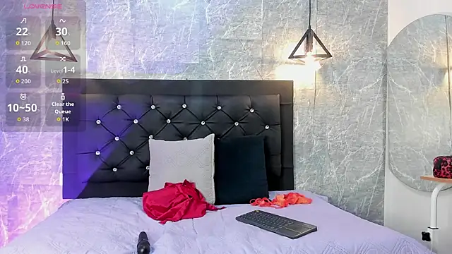 emberhodson online show from 09/30/25, 11:26