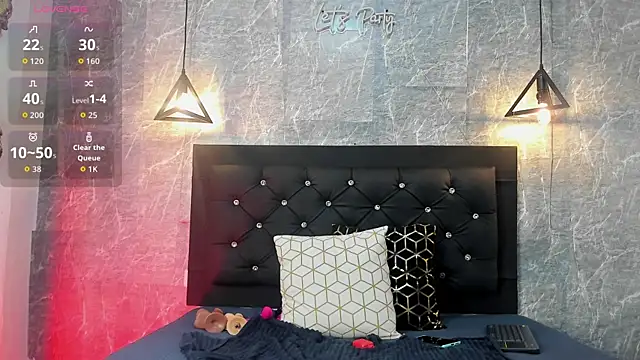 emberhodson online show from 10/10/25, 12:04