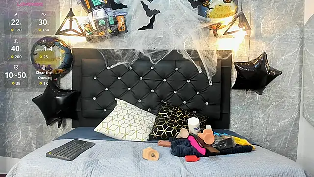 emberhodson online show from 10/15/25, 12:16