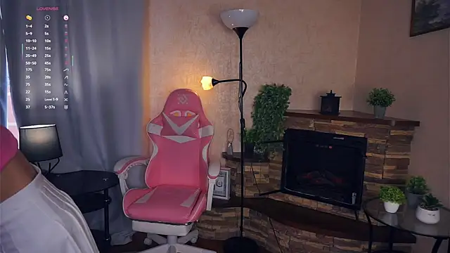 ErlinaBuoy online show from 09/24/25, 05:33