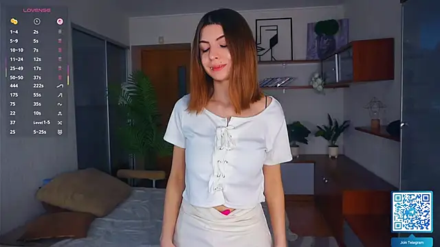 ErlinaBuoy online show from 12/01/25, 06:40