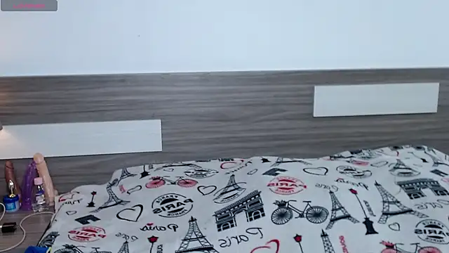 Liiamthompson online show from 01/12/26, 09:31