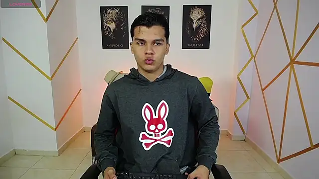 Snapshot of Dwayne_Brown chatting on 02/09/25, 12:30 Dwayne Brown online show from 02/09/25, 12:30