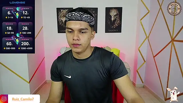 Snapshot of Dwayne_Brown chatting on 03/11/25, 01:23 Dwayne Brown online show from 03/11/25, 01:23