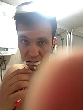 Snapshot of devilXAngel5 chatting on 10/31/25, 11:00 devilXAngel5 online show from 10/31/25, 11:00