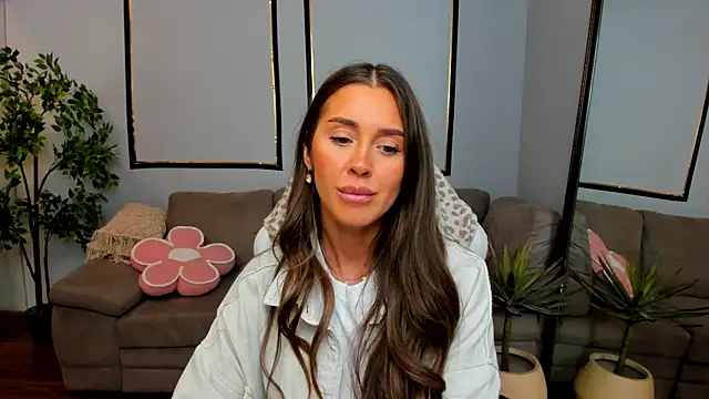 Anya-Ray online show from 04/27/26, 12:47